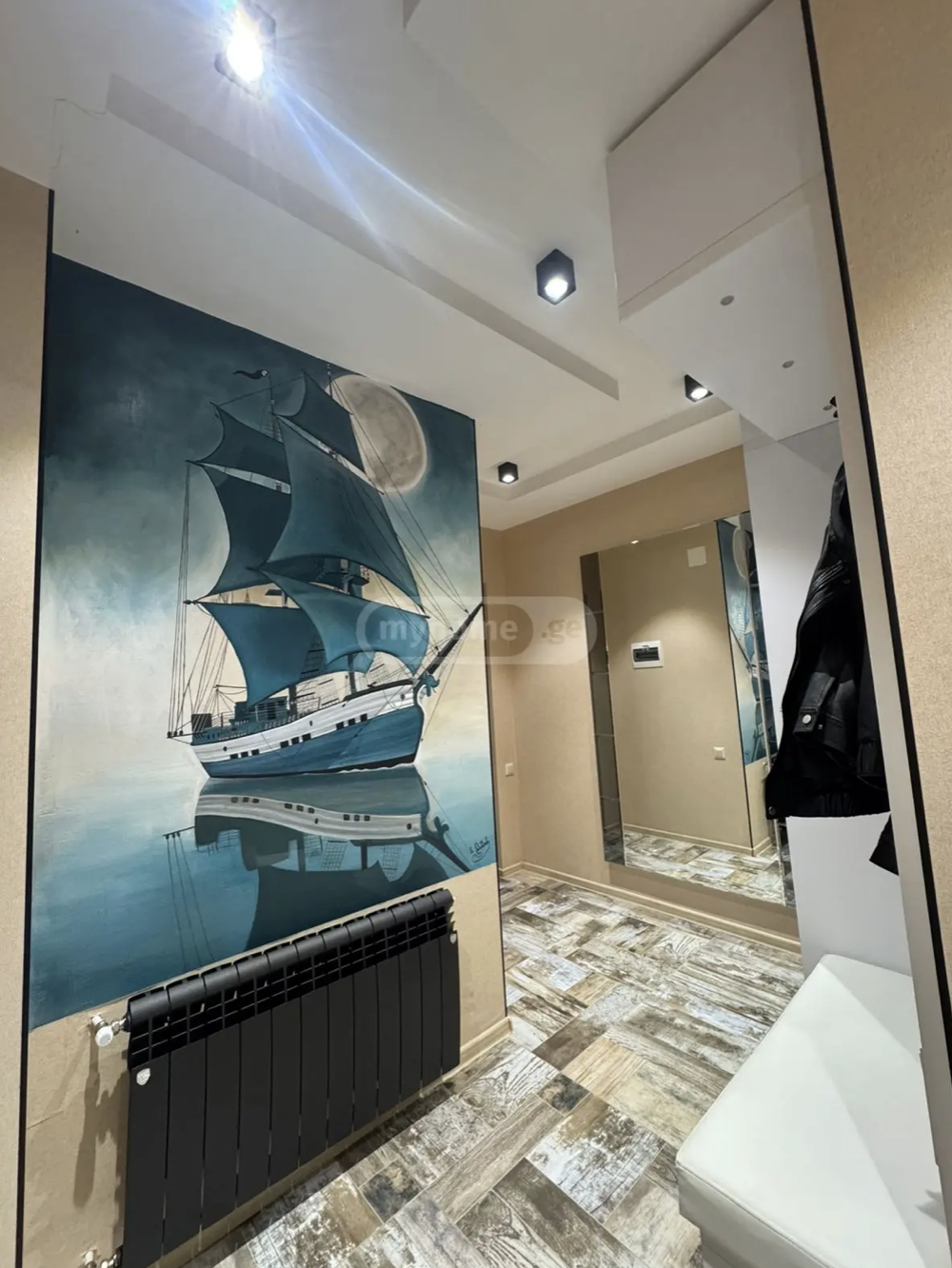 იყიდება 3 ოთახიანი ბინა ბათუმში